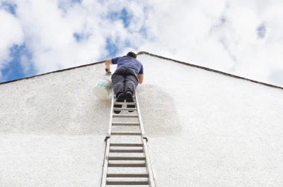 Peinture extérieure à Coustouges — façades et ravalement